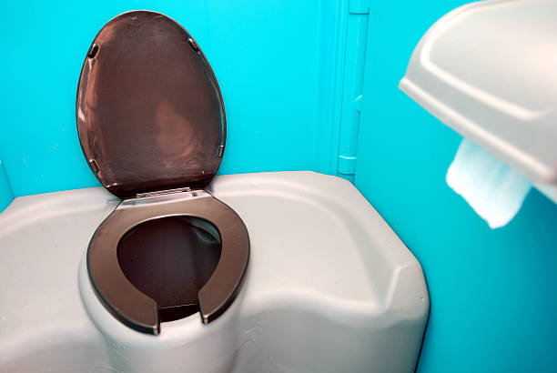 Best Porta potty delivery and setup  in Kenwood Estates, FL
